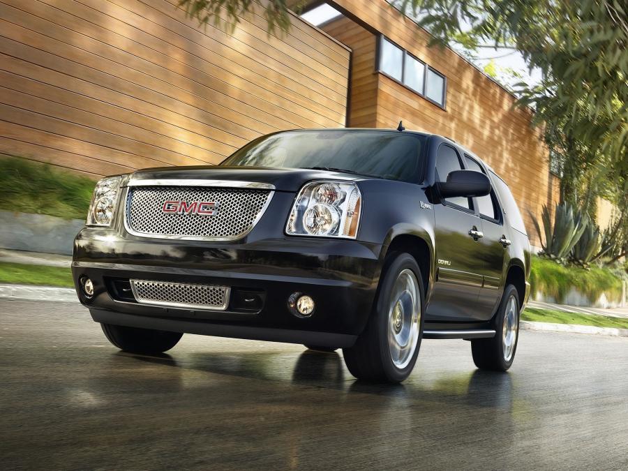  GMC Yukon Denali Hybrid 2009 года  (фото 13 из 17)